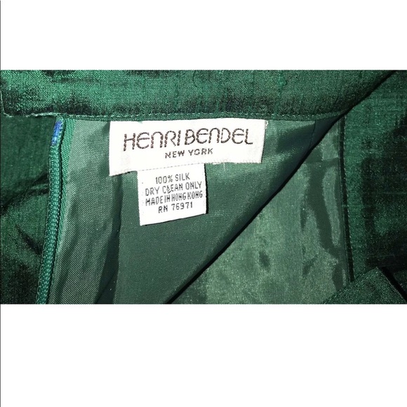 Henri Bendel Green Silk Shorts size Medium 8- 10 original owner - Picture 5 of 8